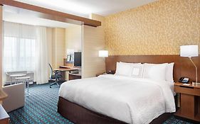 Fairfield Inn & Suites By Marriott  4*